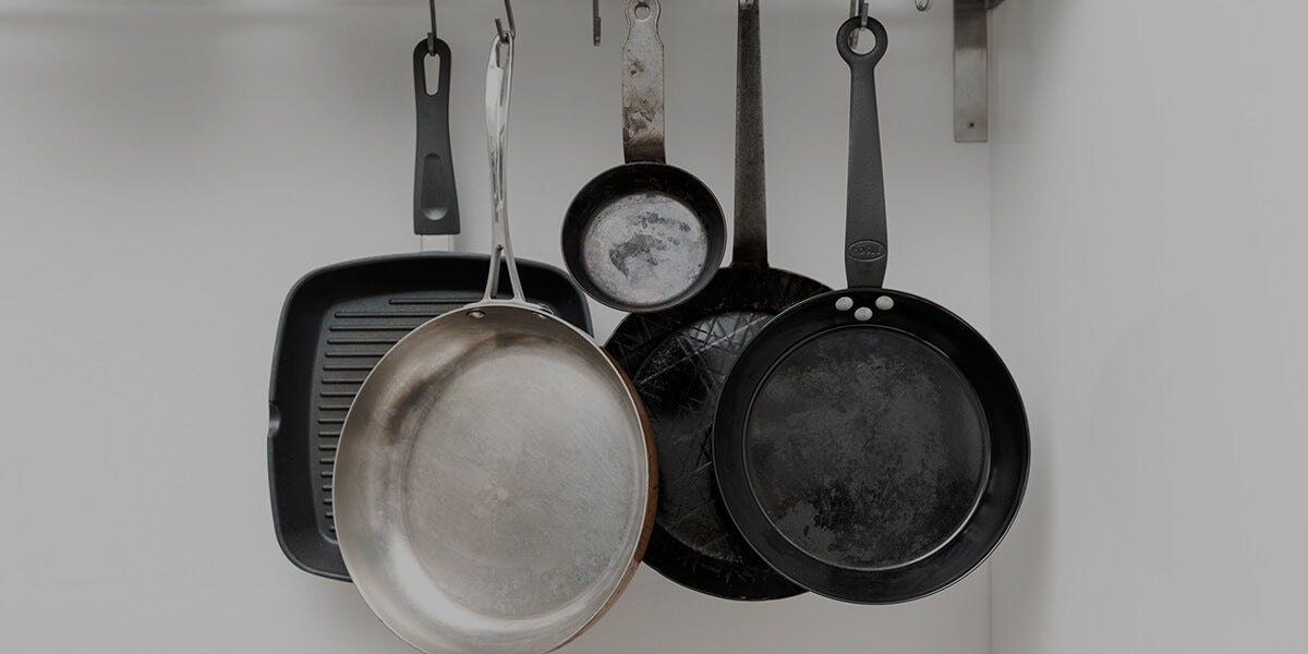 http://xtrema-au.com/cdn/shop/articles/01-Everything-you-need-to-know-about-nonstick-cookware.jpg?v=1698156817